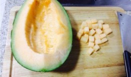 哈密瓜不熟可以吃吗,哈密瓜未熟可食用吗？揭秘成熟与未熟哈密瓜的差异